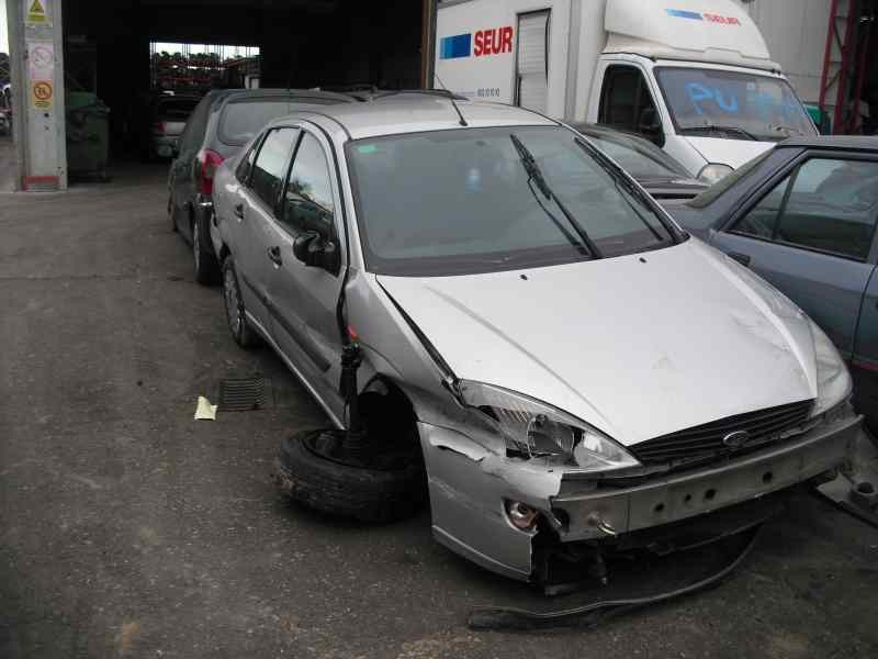 ford focus berlina (cak) del año 1998