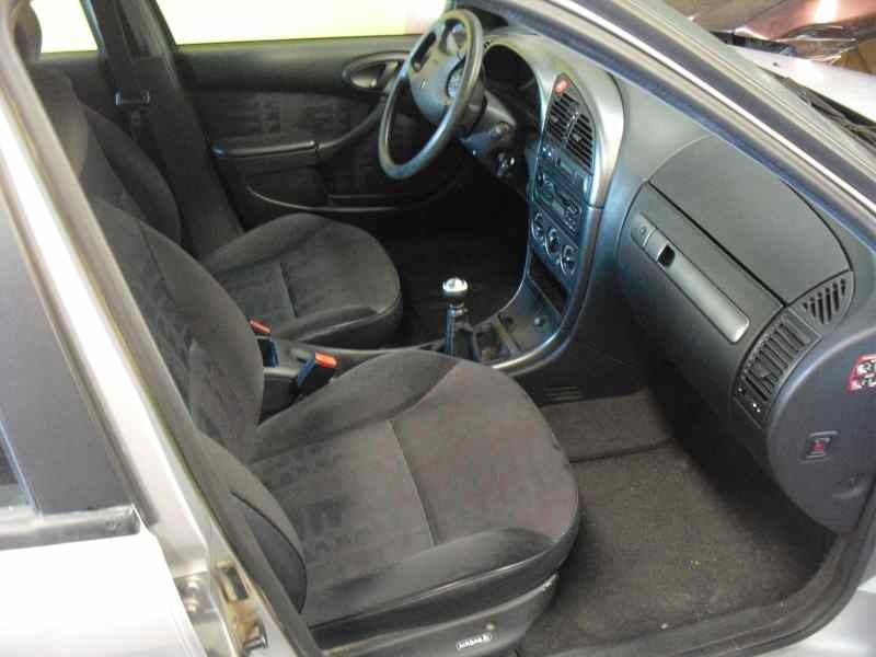 citroën xsara berlina del año 1999