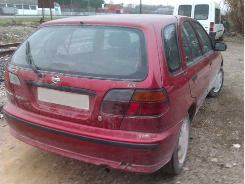 nissan almera (n15) del año 1995
