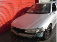 opel vectra b berlina del año 1995