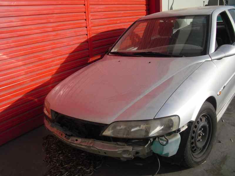 opel vectra b berlina del año 1995