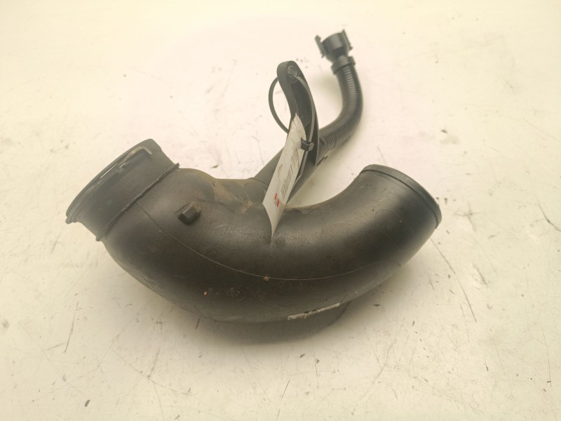 Recambio de tubo presion turbocompresor para bmw 1 (f20) 120 d referencia OEM IAM 13717803843  