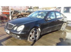 mercedes-benz clase e (w211) berlina del año 2006