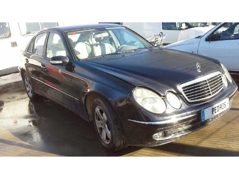 mercedes-benz clase e (w211) berlina del año 2006