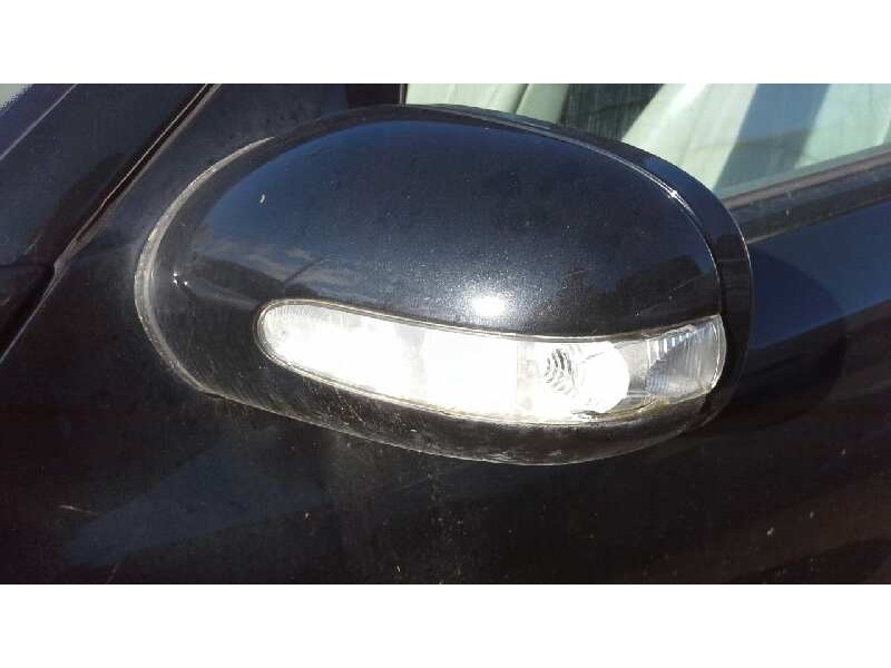 mercedes-benz clase e (w211) berlina del año 2006