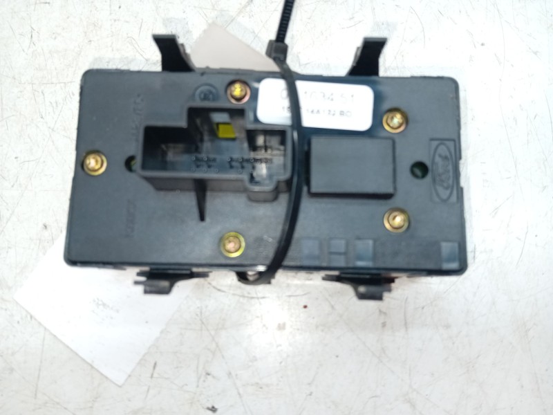 Recambio de mando elevalunas delantero izquierdo para ford mondeo berlina (ge) 2.0 cat referencia OEM IAM 03163451  