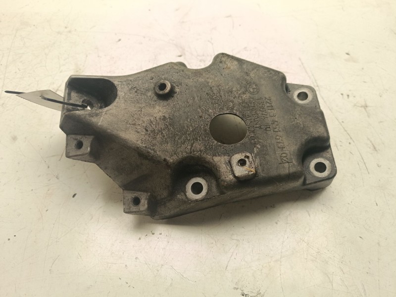 Recambio de soporte motor izquierdo superior para bmw x3 (e83) 2.0 d referencia OEM IAM 22113451673  