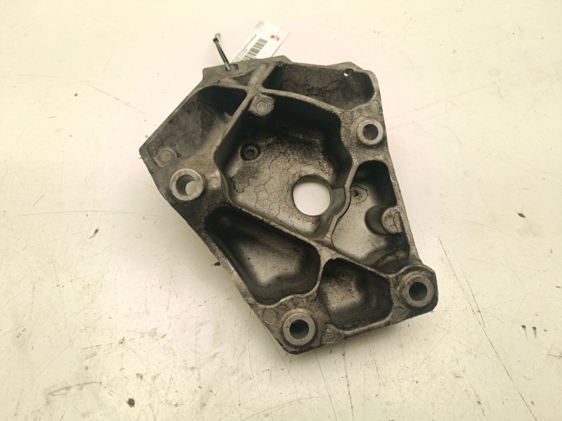 Recambio de soporte motor izquierdo superior para bmw x3 (e83) 2.0 d referencia OEM IAM 22113451673  