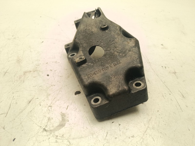 Recambio de soporte motor izquierdo superior para bmw x3 (e83) 2.0 d referencia OEM IAM 22113451673  