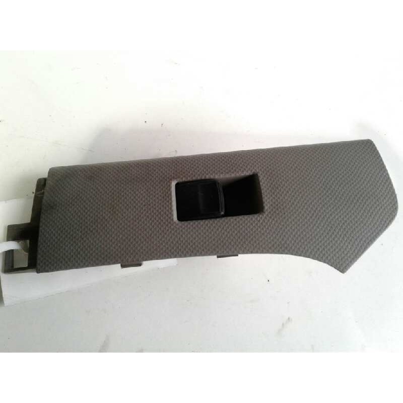 Recambio de mando elevalunas delantero derecho para toyota yaris (ksp9/scp9/nlp9) básico referencia OEM IAM 742310D090  