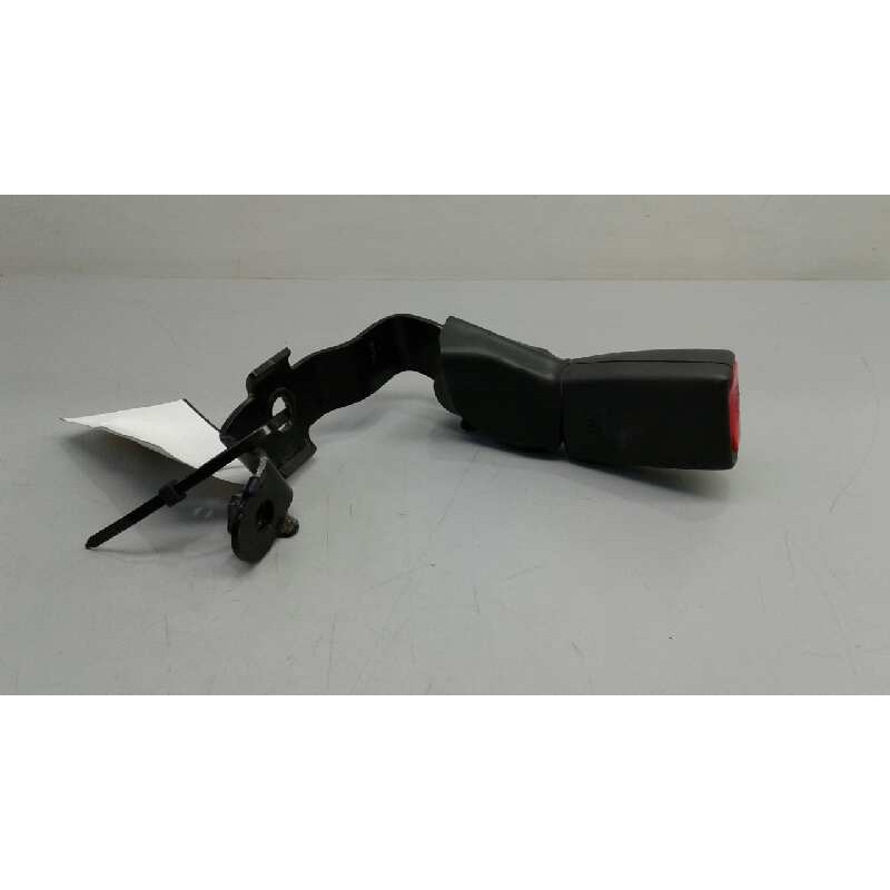 Recambio de enganche cinturon trasero derecho para toyota avensis berlina (t25) 2.2 d-4d executive sedán (4-ptas.) referencia OE