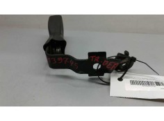 Recambio de enganche cinturon trasero derecho para toyota avensis berlina (t25) 2.2 d-4d executive sedán (4-ptas.) referencia OE 2