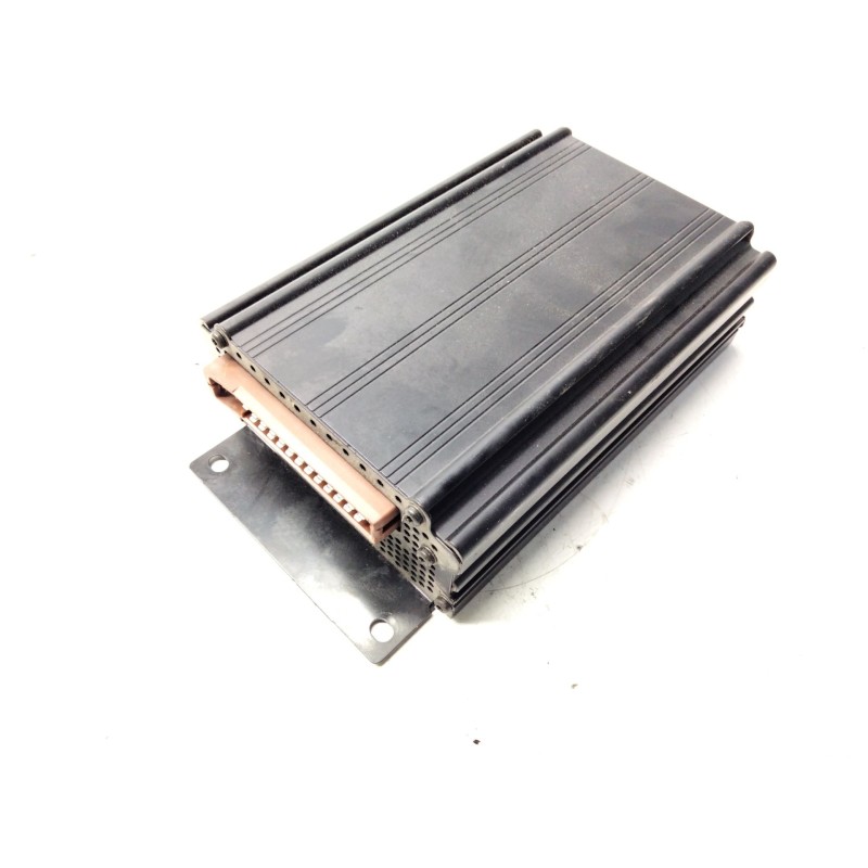 Recambio de amplificador de sonido para audi a4 avant (8e) 2.5 tdi (120kw) referencia OEM IAM 252290004081159  