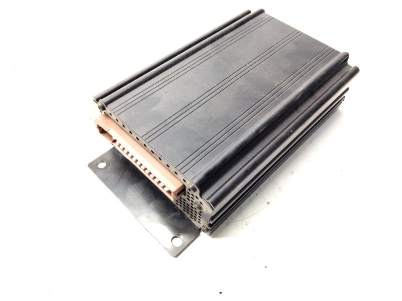 Recambio de amplificador de sonido para audi a4 avant (8e) 2.5 tdi (120kw) referencia OEM IAM 252290004081159  