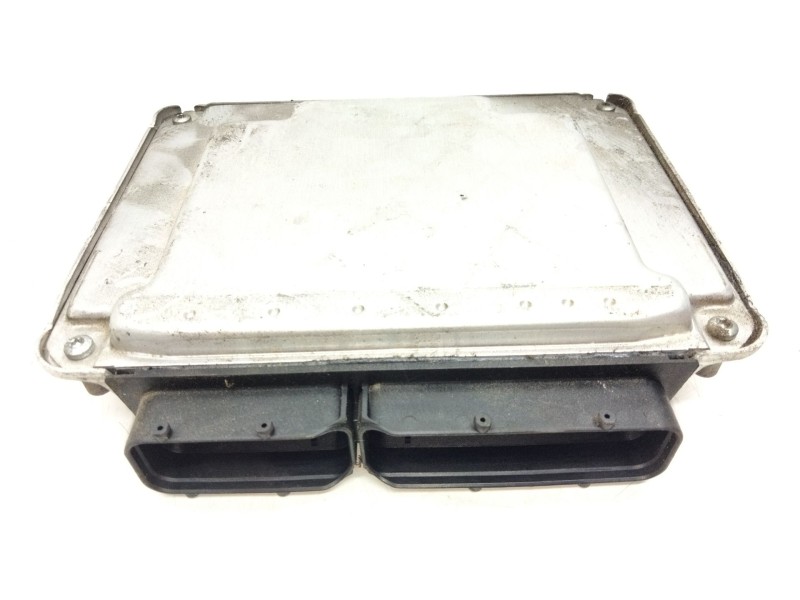 Recambio de centralita motor uce para skoda fabia i combi (6y5) 1.9 tdi referencia OEM IAM 038906019NE 0281011824 