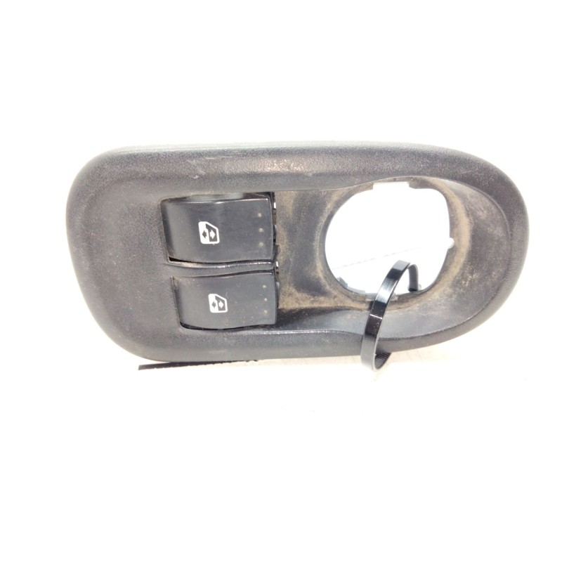 Recambio de mando elevalunas delantero izquierdo para opel movano b furgón (x62) 2.3 cdti fwd (fv) referencia OEM IAM   