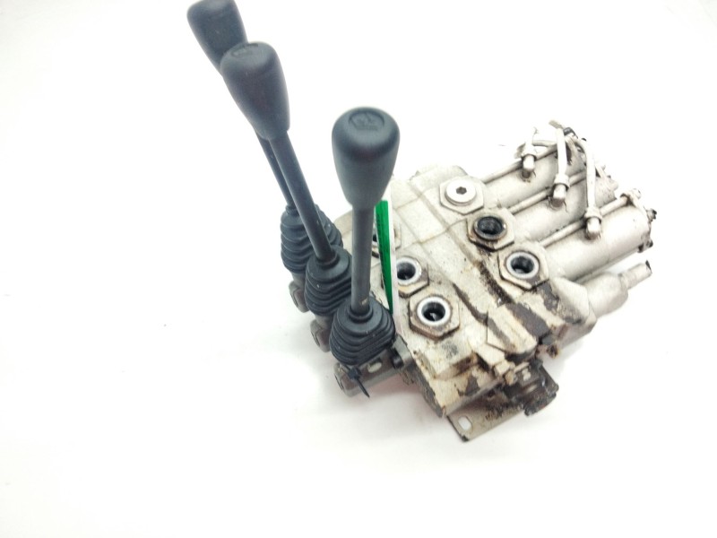 Recambio de distribuidor aceite hidraulico para gontrailer gontrailer referencia OEM IAM   