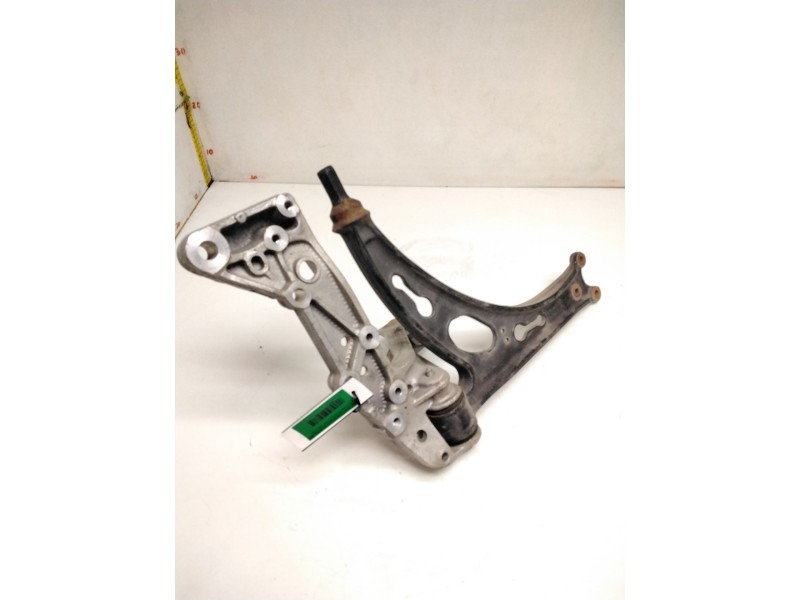 Recambio de brazo suspension inferior delantero derecho para volkswagen scirocco iii (137, 138) 1.4 tsi referencia OEM IAM 1K040