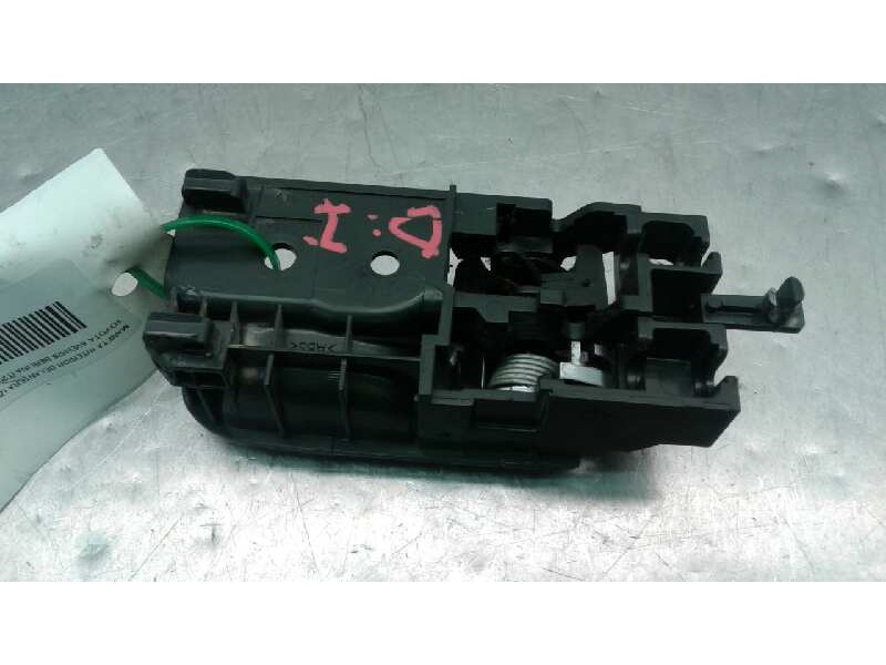 Recambio de maneta interior delantera izquierda para toyota avensis berlina (t25) 2.0 d4-d sol sedán (4-ptas) referencia OEM IAM