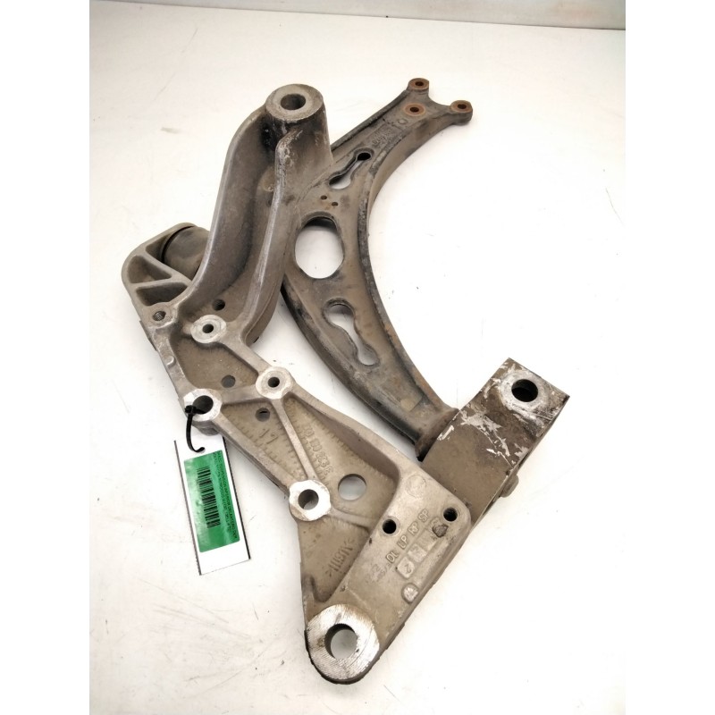 Recambio de brazo suspension inferior delantero derecho para volkswagen scirocco iii (137, 138) 1.4 tsi referencia OEM IAM 1K040