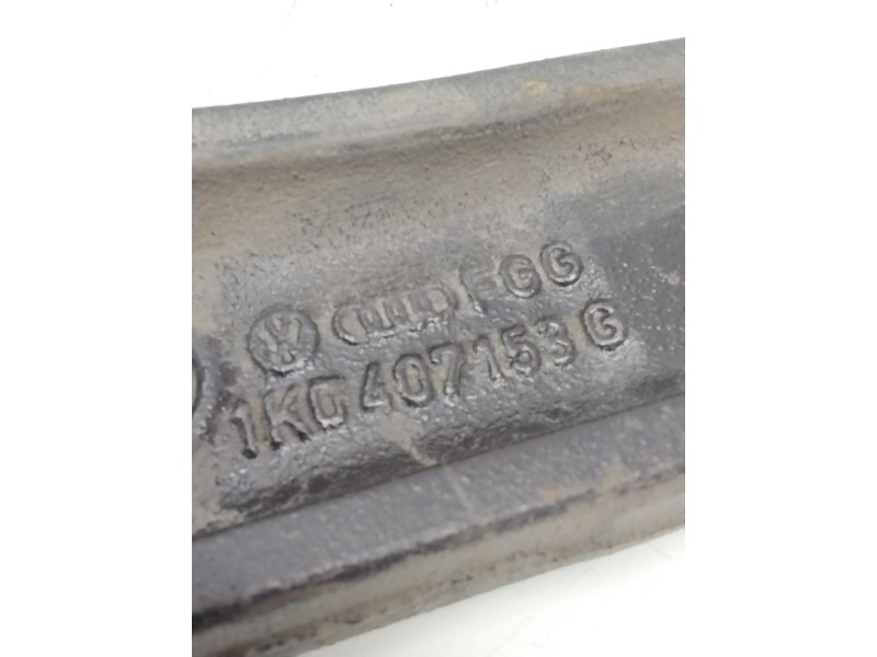 Recambio de brazo suspension inferior delantero derecho para volkswagen scirocco iii (137, 138) 1.4 tsi referencia OEM IAM 1K040