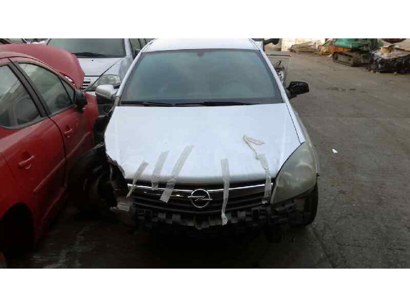 opel astra gtc del año 2005