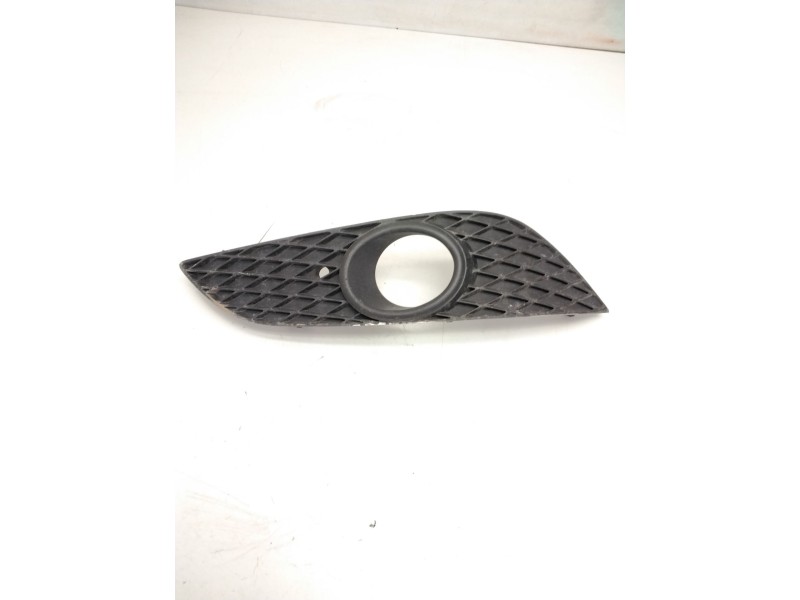 Recambio de rejilla paragolpes derecho para opel astra h ber. 1.7 16v cdti referencia OEM IAM 375768702  