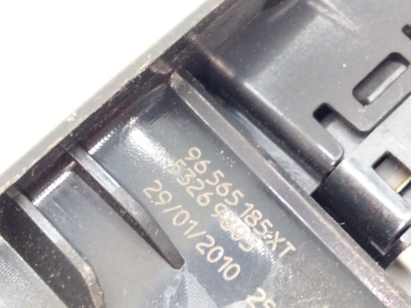 Recambio de mando elevalunas trasero izquierdo para peugeot 308 sport referencia OEM IAM 96565185XT  