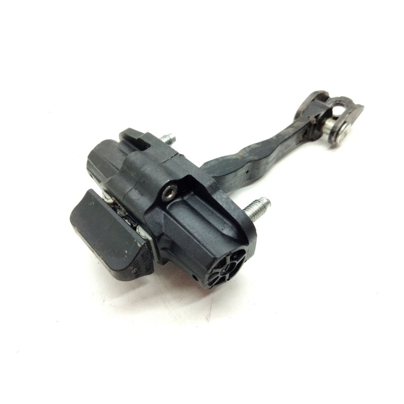 Recambio de retenedor puerta para volvo v40 cross country referencia OEM IAM   