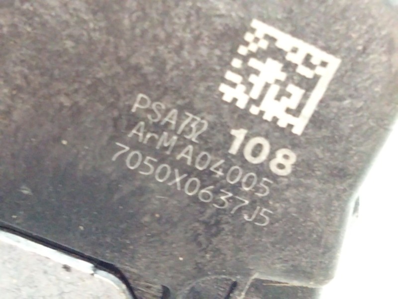 Recambio de cerradura puerta trasera izquierda para peugeot 308 sport referencia OEM IAM 7050X637J5  