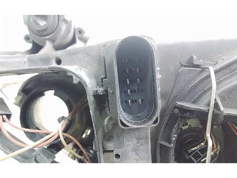 Recambio de faro derecho para seat cordoba berlina (6l2) signo/a referencia OEM IAM 6L1941752M  