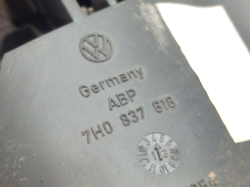 Recambio de maneta interior delantera derecha para volkswagen transporter t5 furgón (7ha, 7hh, 7ea, 7eh) 2.0 referencia OEM IAM 