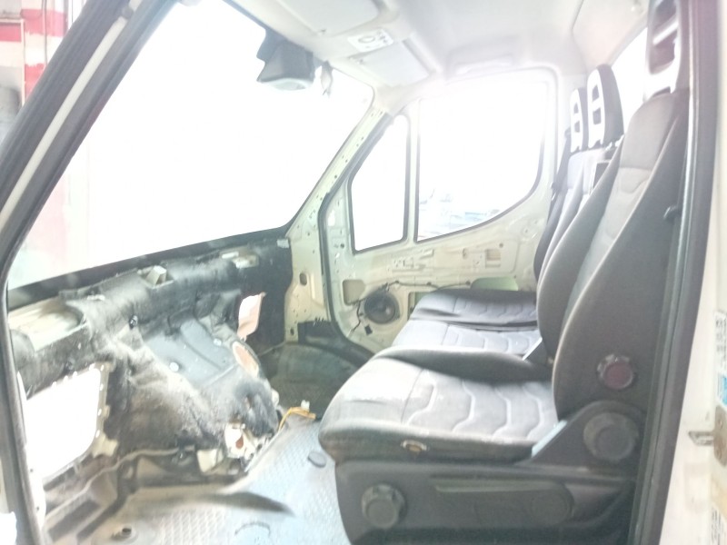 Recambio de cabina para iveco daily vi caja/chasis 35s18, 35c18, 40c18, 50c18, 60c18, 65c18, 70c18 referencia OEM IAM   