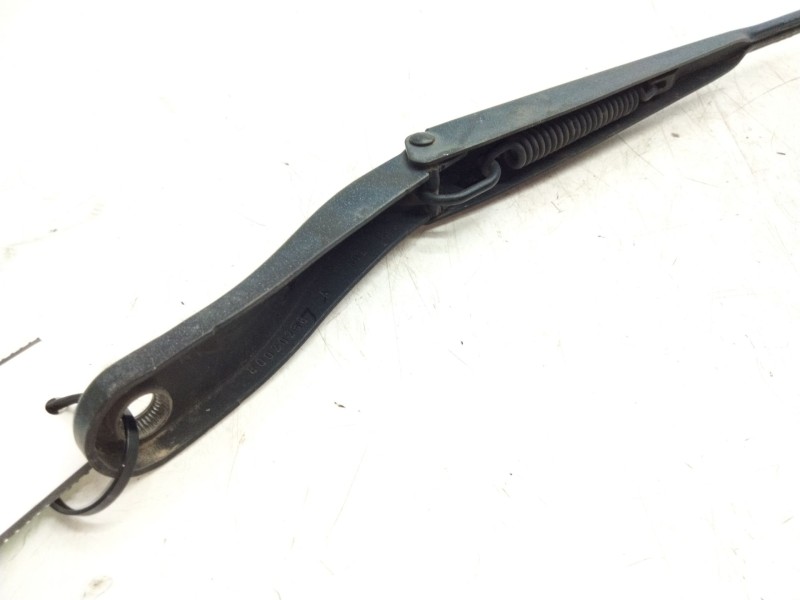 Recambio de brazo limpia delantero derecho para opel movano b furgón (x62) 2.3 cdti fwd (fv) referencia OEM IAM 8200734777C  