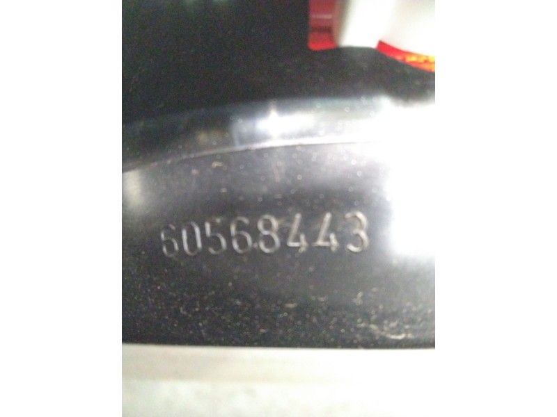 Recambio de piloto trasero izquierdo para alfa romeo 155 (167_) 1.6 16v t.s. (167.a6a) referencia OEM IAM 60568443  