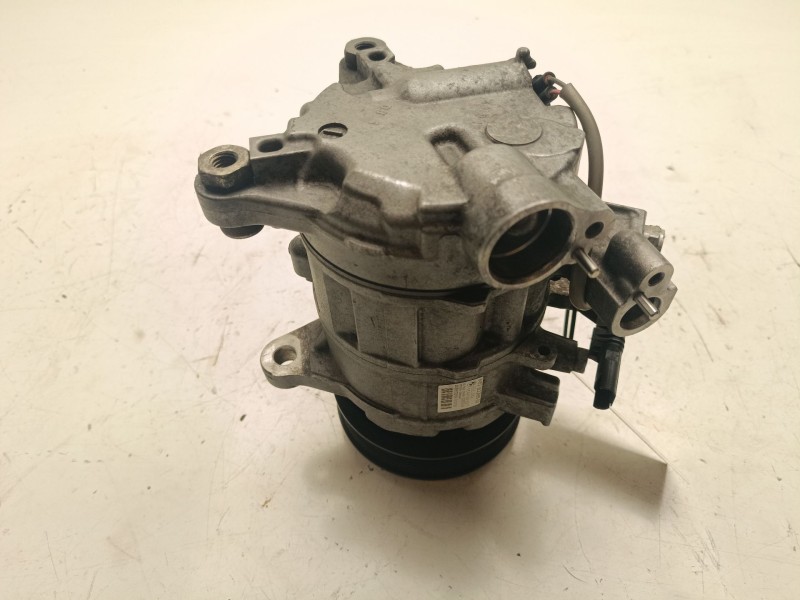 Recambio de compresor aire acondicionado para bmw serie 3 berlina (e90) 2.0 16v diesel cat referencia OEM IAM 64529223695  