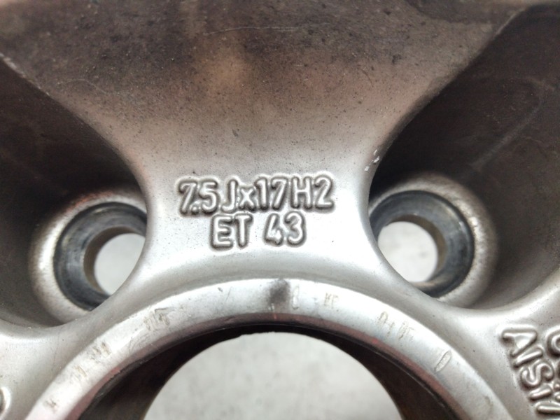 Recambio de llanta aluminio para audi a4 b7 (8ec) 2.0 tfsi quattro referencia OEM IAM 8E0601025AC  