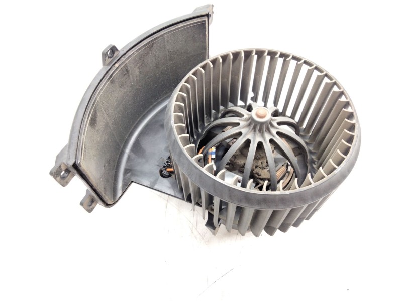 Recambio de motor calefaccion para volkswagen transporter t5 furgón (7ha, 7hh, 7ea, 7eh) 2.0 referencia OEM IAM 7E1820021  