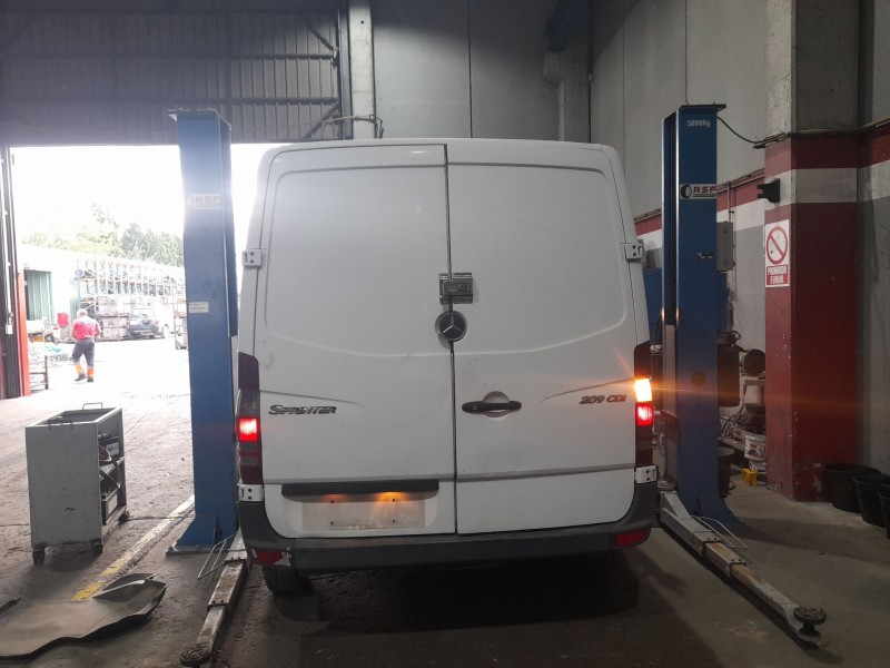 mercedes-benz sprinter 3-t furgón (b906) del año 2007