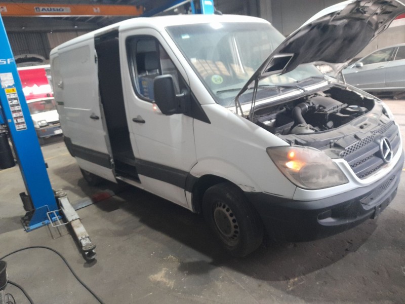mercedes-benz sprinter 3-t furgón (b906) del año 2007
