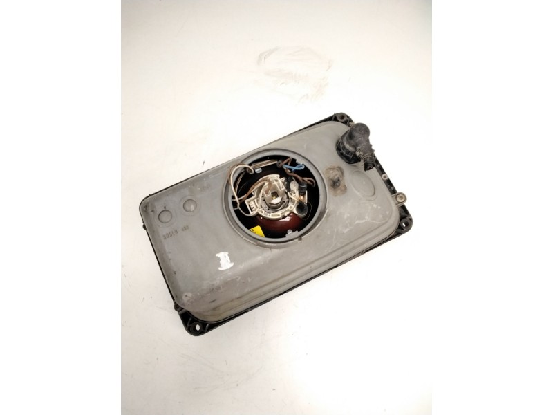 Recambio de faro derecho para man m 90 18.232 f referencia OEM IAM 81.25101-6218  