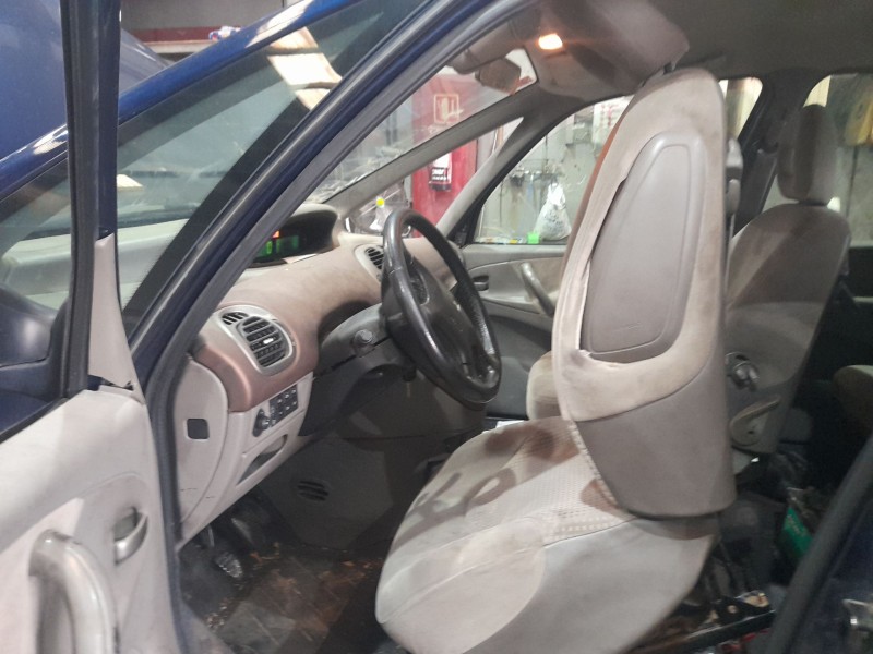 citroën xsara picasso (n68) del año 2002