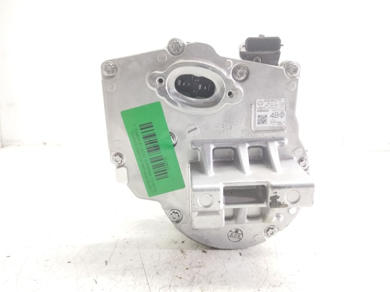 Recambio de compresor aire acondicionado para renault arkana e-tech 1.6 hybrid referencia OEM IAM 926008231R  