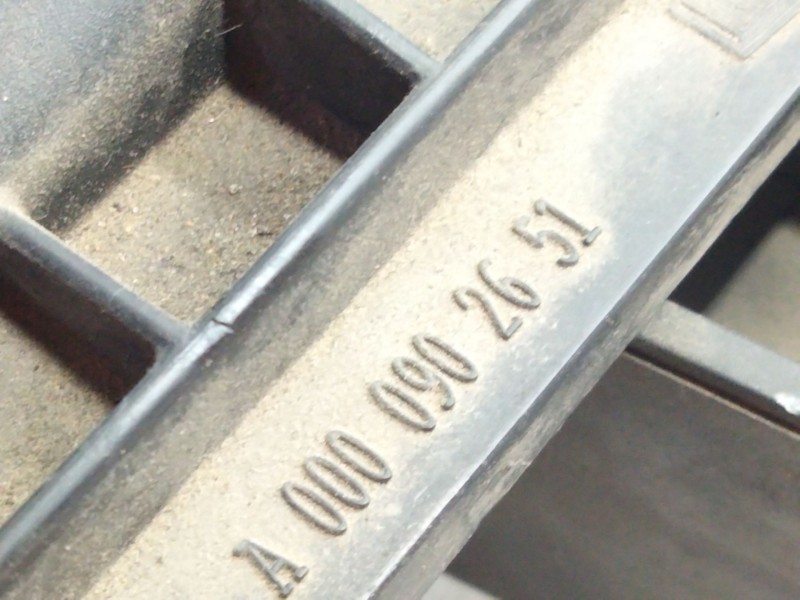 Recambio de caja filtro de aire para mercedes-benz sprinter 3-t furgón (b906) 209 cdi (906.611, 906.613) referencia OEM IAM A000