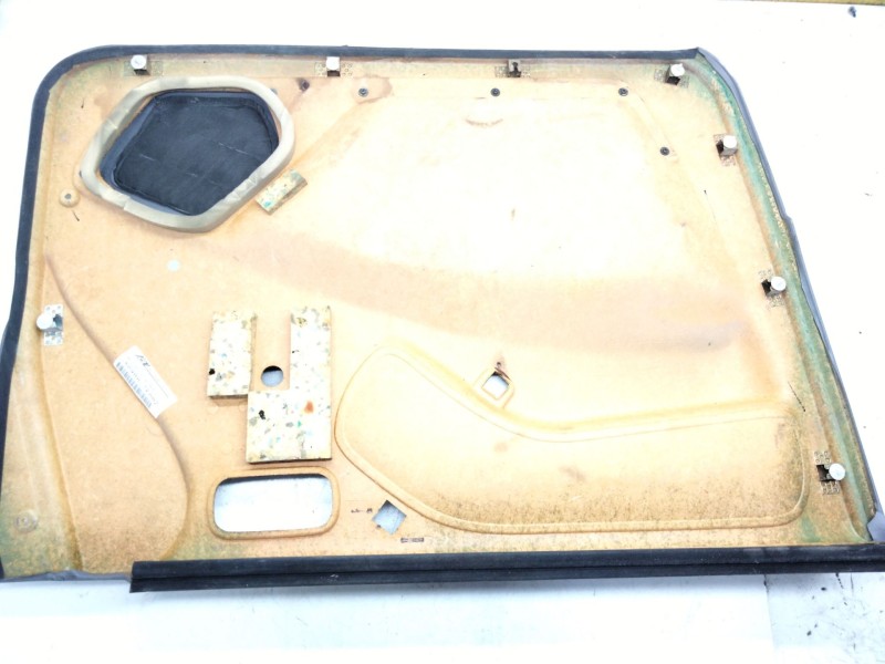 Recambio de guarnecido puerta delantera derecha para nissan terrano ii (r20) 2.7 tdi 4wd referencia OEM IAM 809007F002  