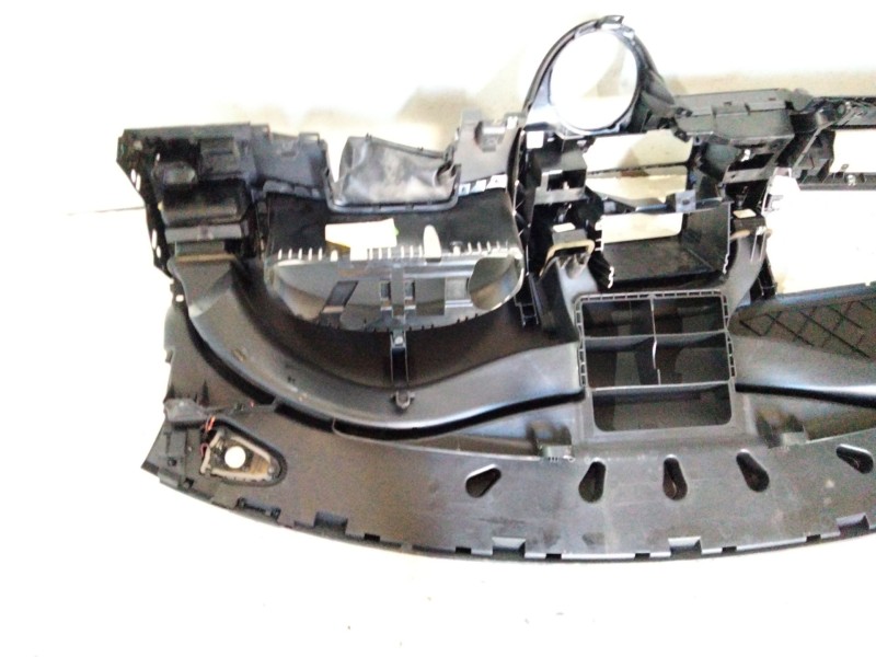 Recambio de salpicadero para volkswagen transporter t5 furgón (7ha, 7hh, 7ea, 7eh) 2.0 referencia OEM IAM   