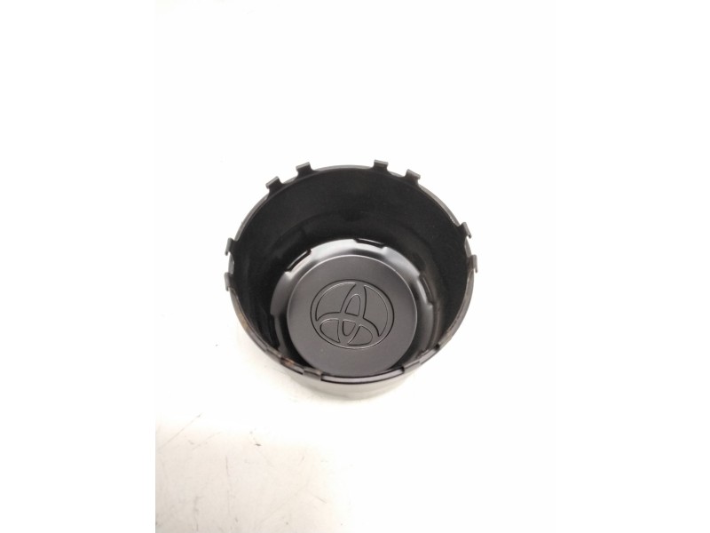 Recambio de tapacubos para toyota land cruiser (_j7_) 2.4 td (lj70) referencia OEM IAM 4260360180  2 unidades