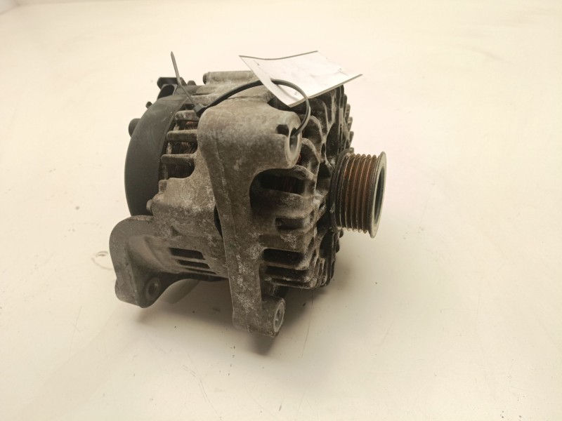 Recambio de alternador para bmw serie 1 berlina (e81/e87) referencia OEM IAM 7802261  