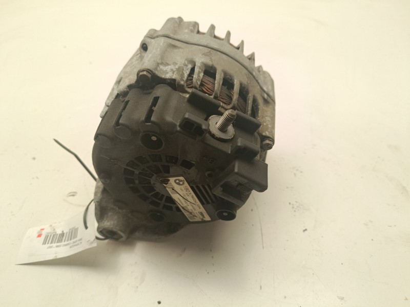 Recambio de alternador para bmw serie 1 cabrio (e88) referencia OEM IAM 7802261  