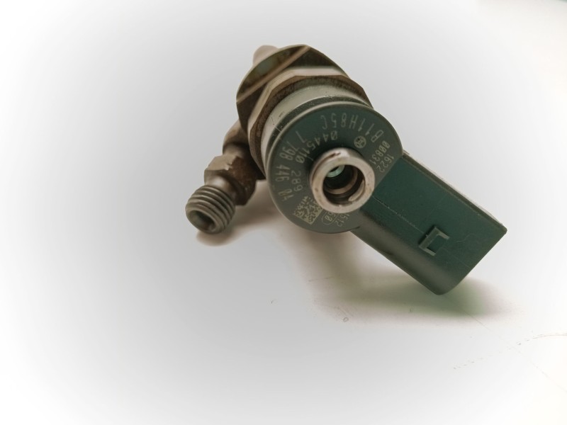 Recambio de inyector para bmw serie 1 berlina (e81/e87) referencia OEM IAM 0445110289  